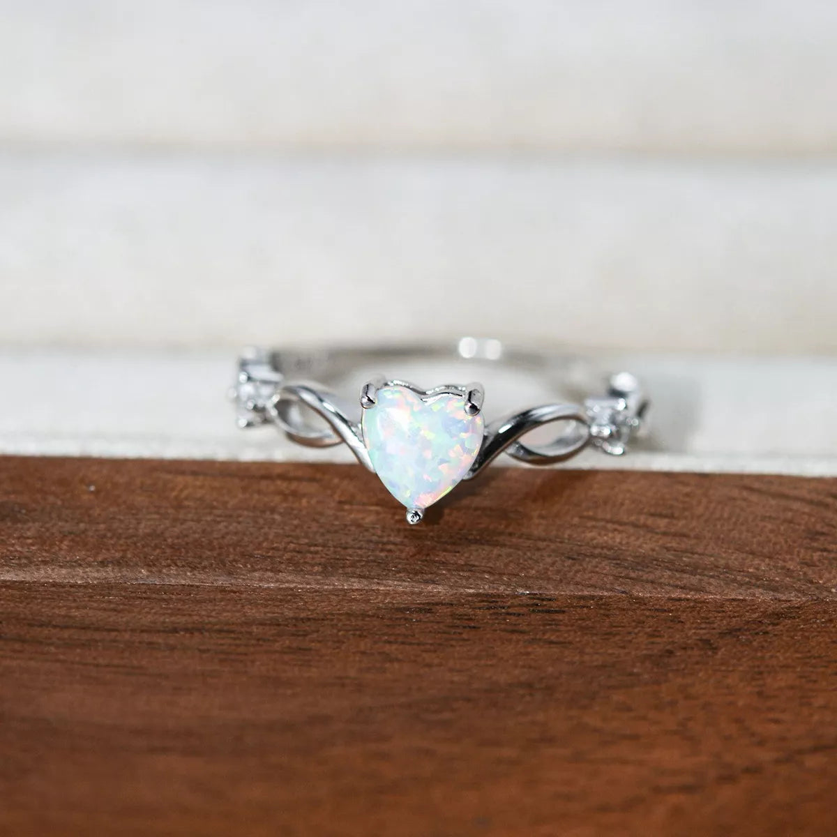 925 Sterling Silver Zircon Heart Ring