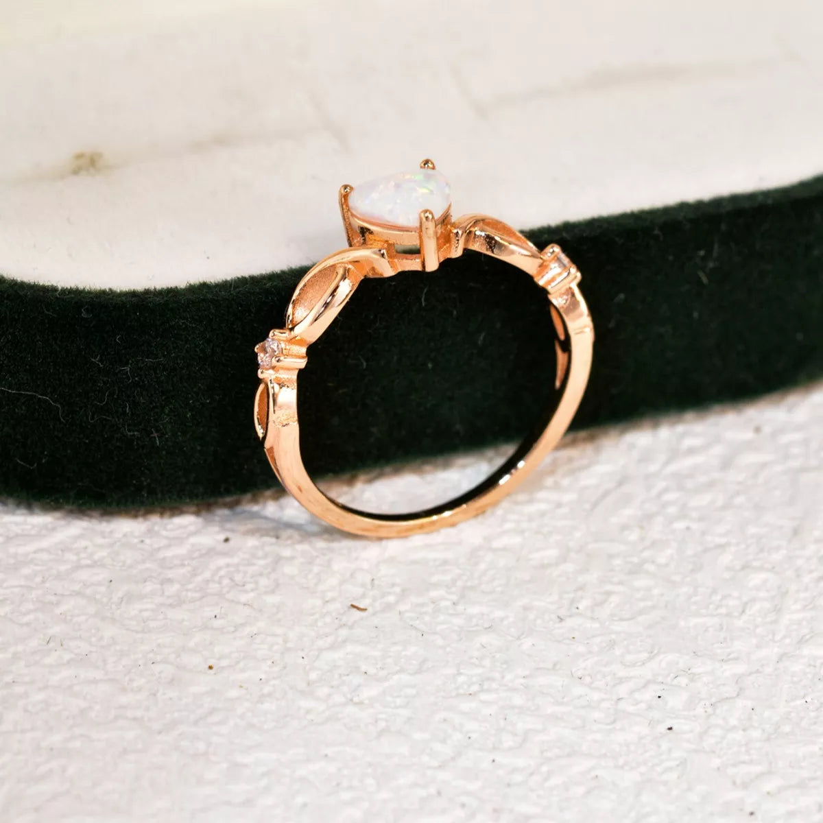 925 Sterling Silver Zircon Heart Ring