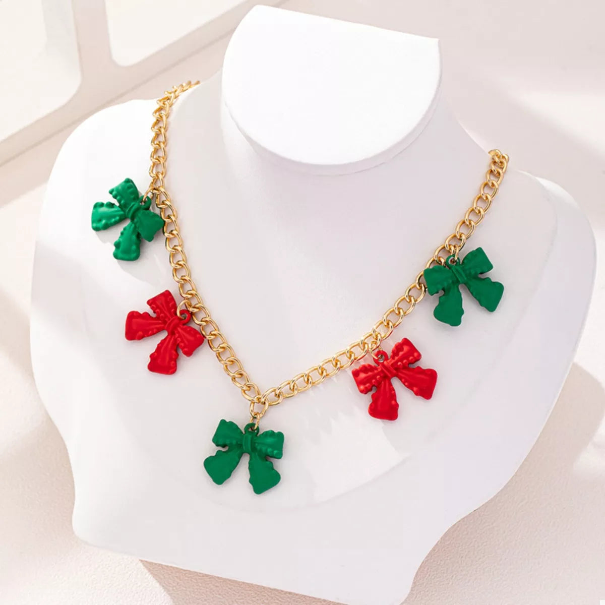 Bow Charm Chain Necklace