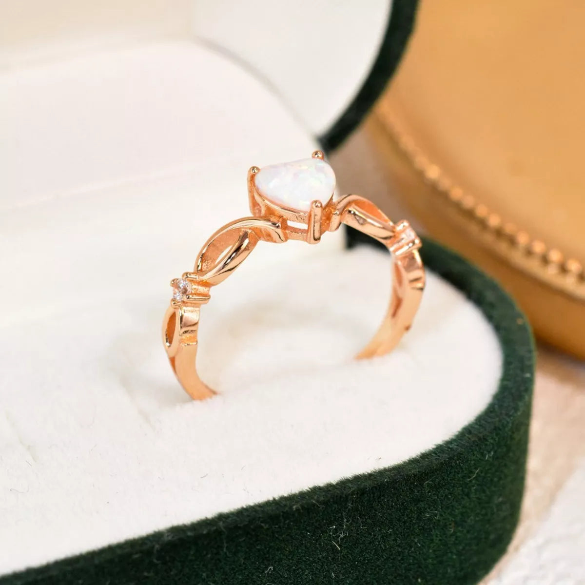 925 Sterling Silver Zircon Heart Ring