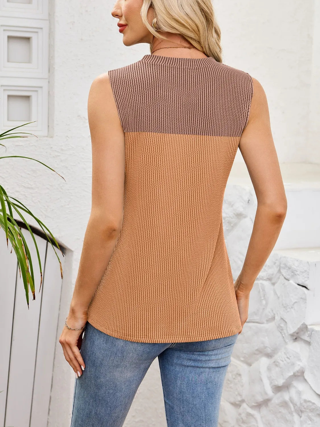 Textured Round Neck Tank
