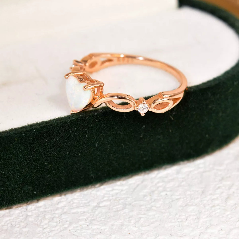 925 Sterling Silver Zircon Heart Ring