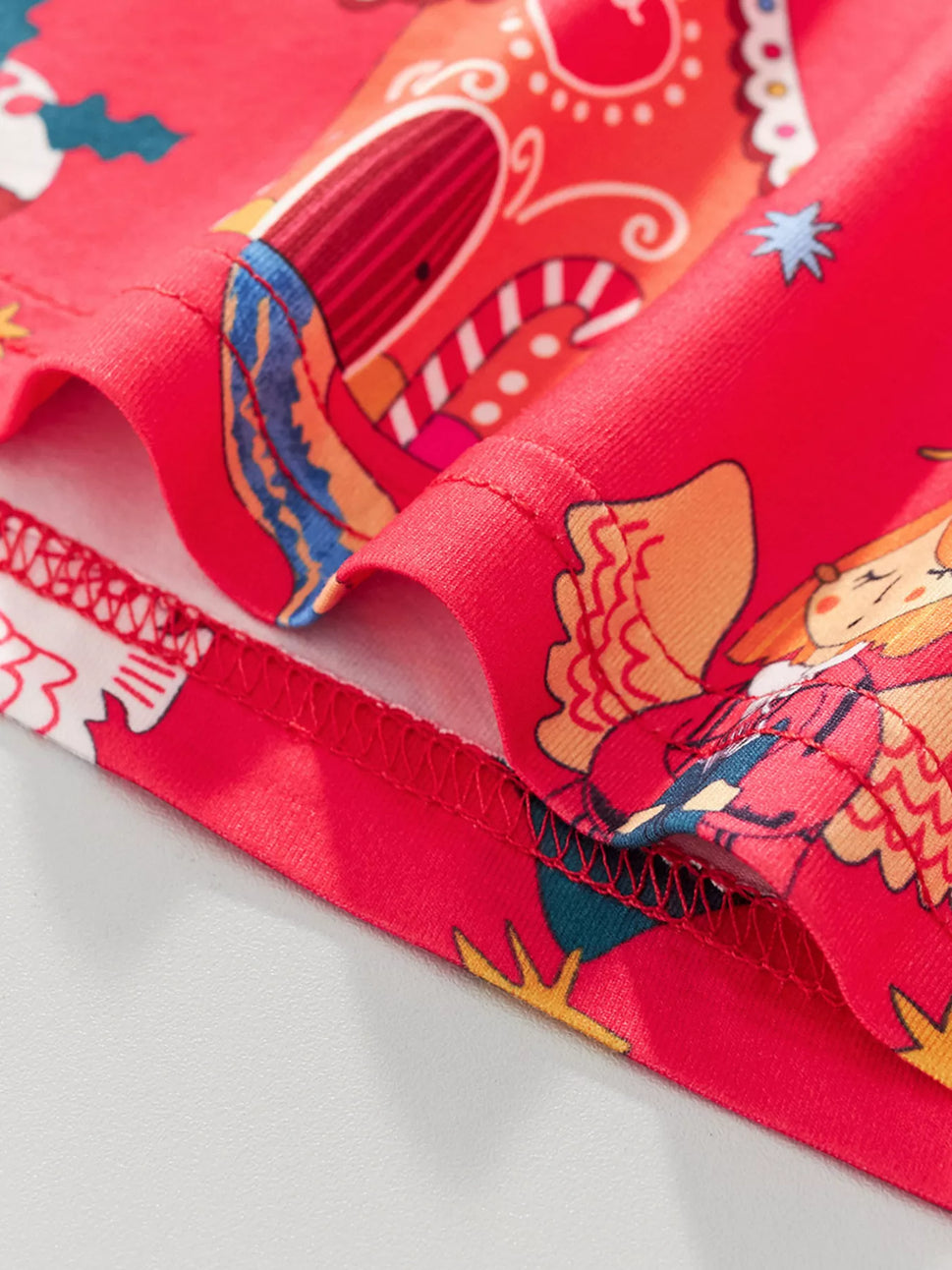 Children's Christmas Print Round Neck Top and Pants Pajama Set