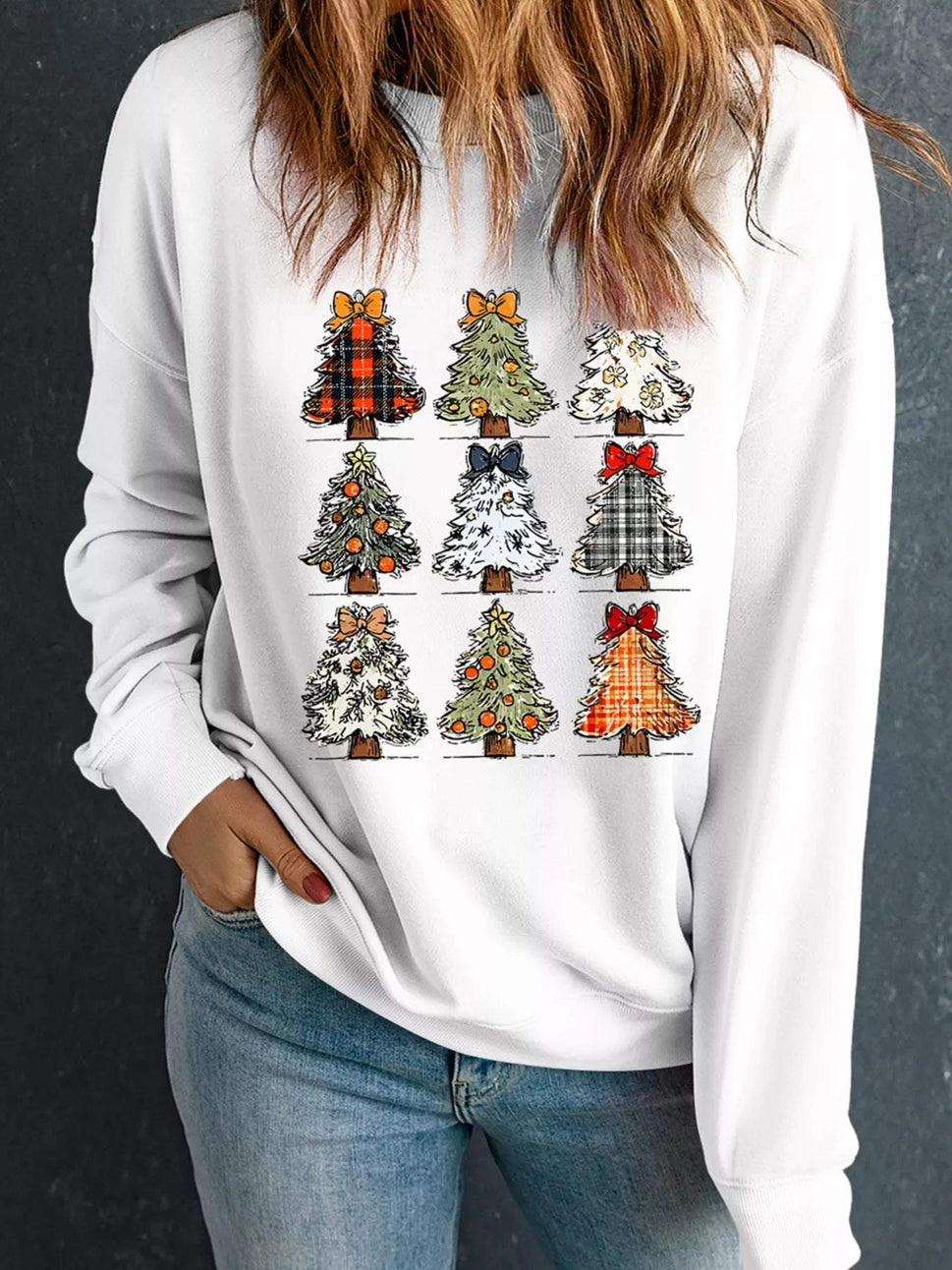 Christmas Tree Graphic Round Neck Sweatshirt