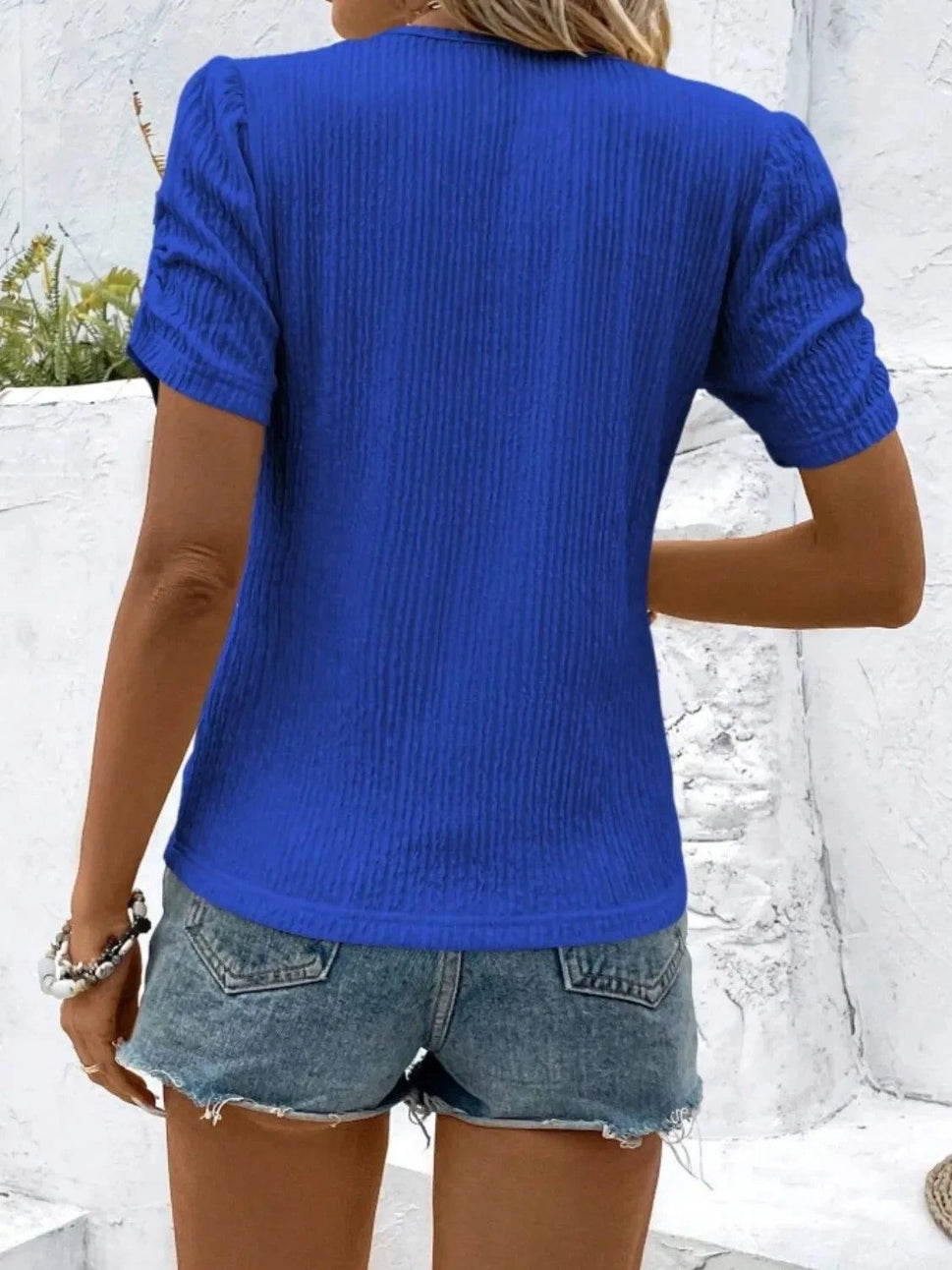 Ruched Round Neck Short Sleeve Top