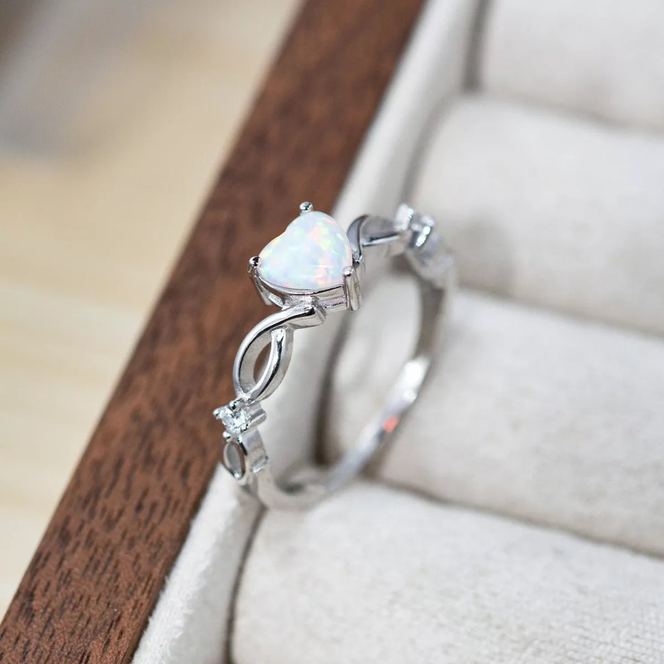 925 Sterling Silver Zircon Heart Ring