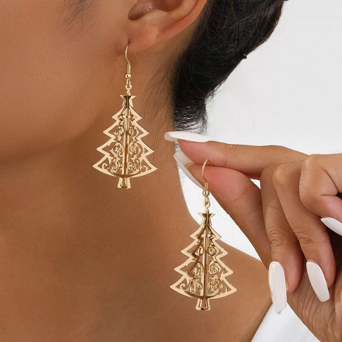 Christmas Tree Dangle Earrings