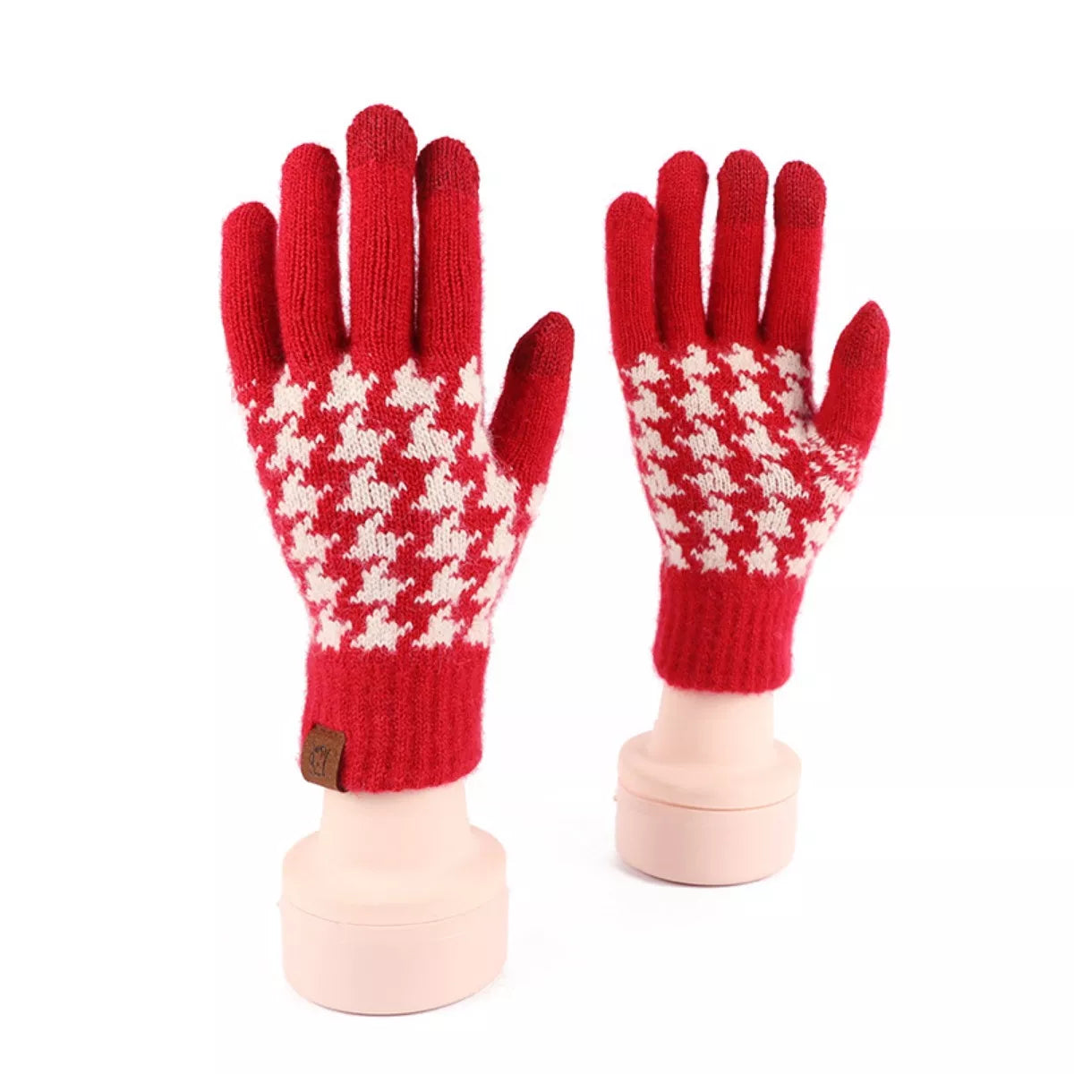 Heart Pattern Knitted Touchscreen Gloves