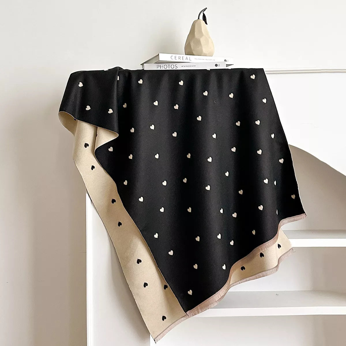 Heart-Patterned Raw Hem Winter Scarf