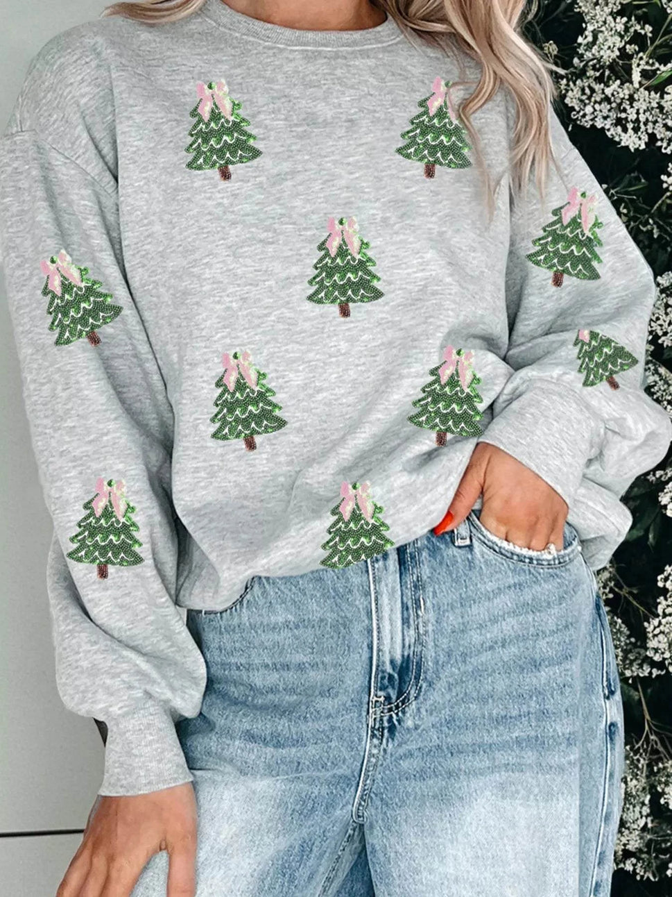 Sequined Christmas Tree Patched Patterned Holiday Pullover Sweatshirt