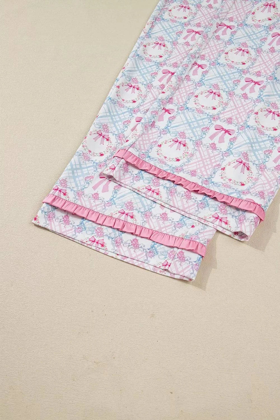 Wreath Pattern Christmas Tied Front Long Sleeve 2pcs Pajama Set