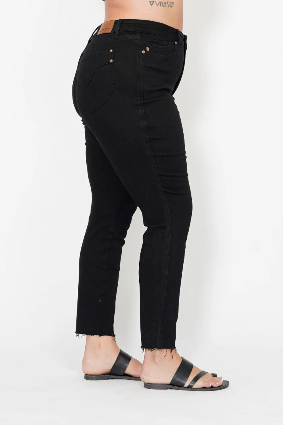 Judy Blue Full Size High Waisted Tummy Control Shield Pockets Skinny Jeans Plus Size