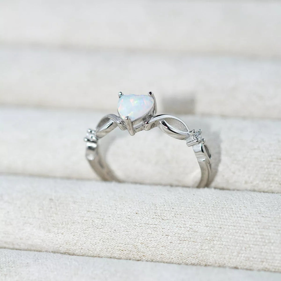 925 Sterling Silver Zircon Heart Ring
