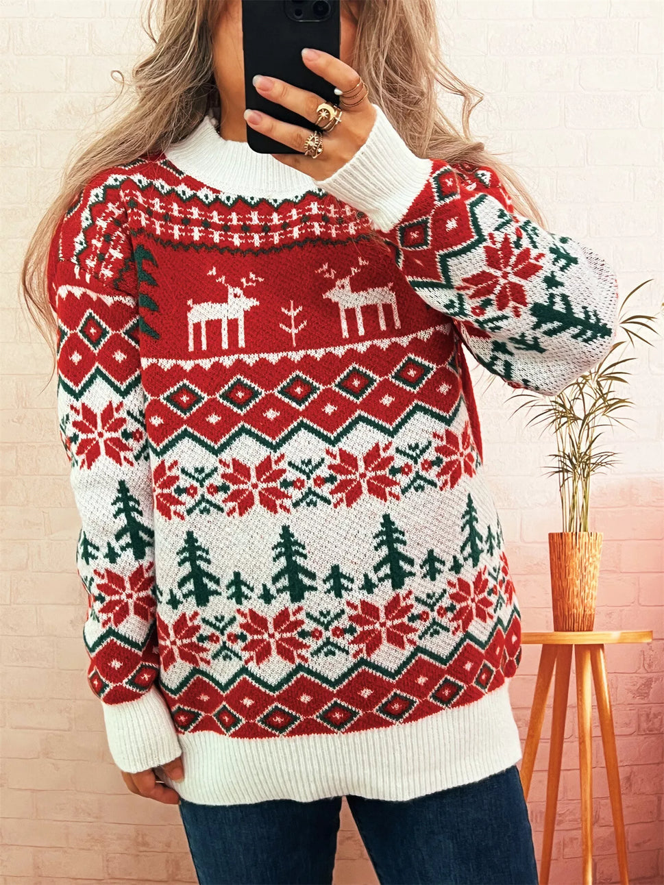 Christmas Reindeer Pattern Round Neck Sweater