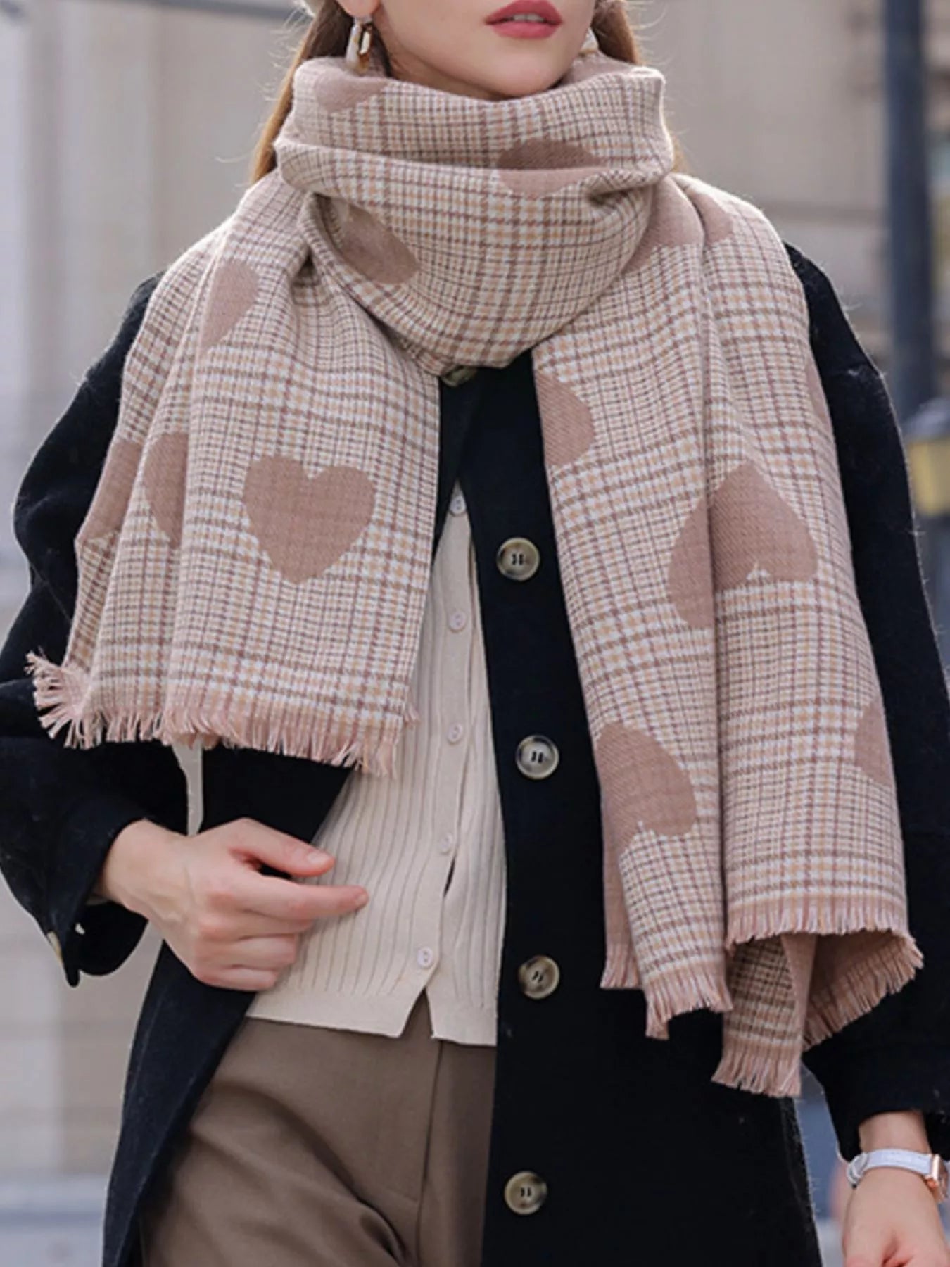 Heart Pattern Plaid Raw Hem Scarf