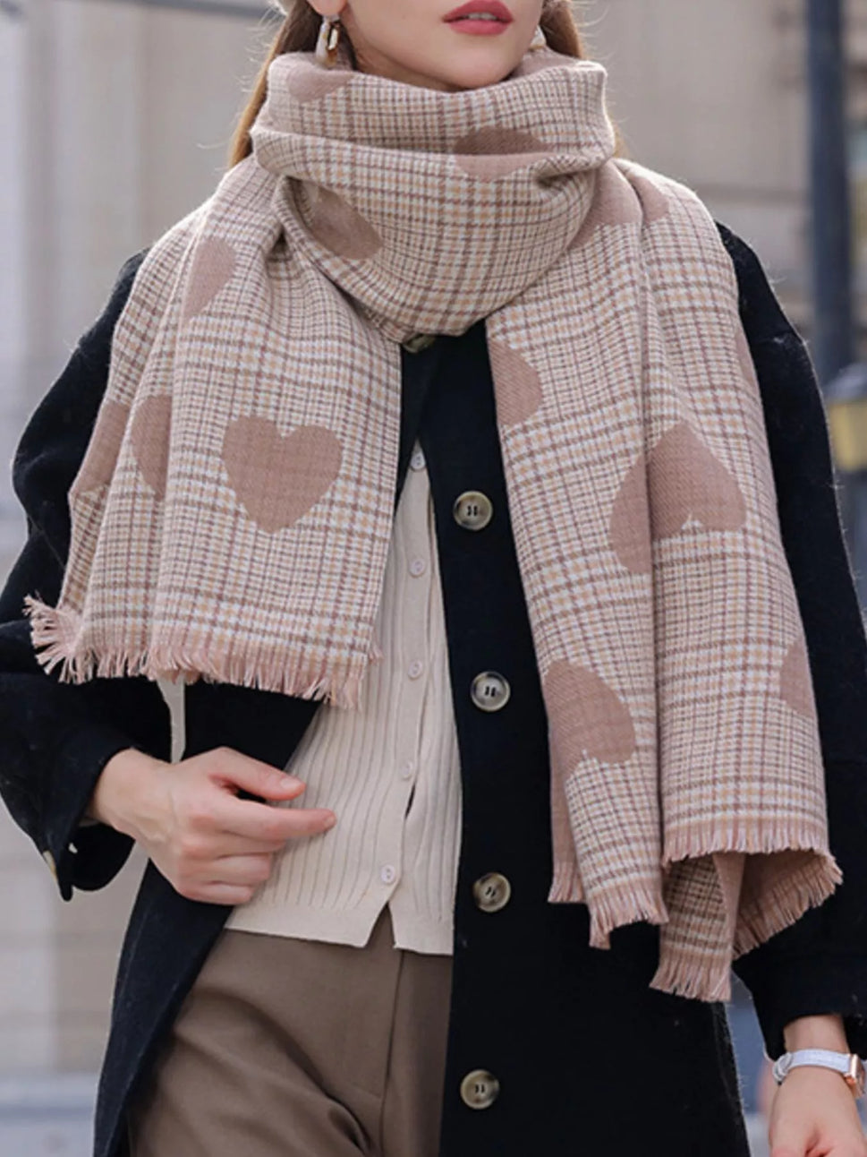 Heart Pattern Plaid Raw Hem Scarf