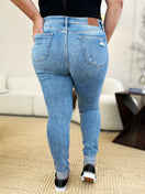 Switch Judy Blue Full Size Mid Rise Destroy &amp; Cuff Skinny Jeans 3 image