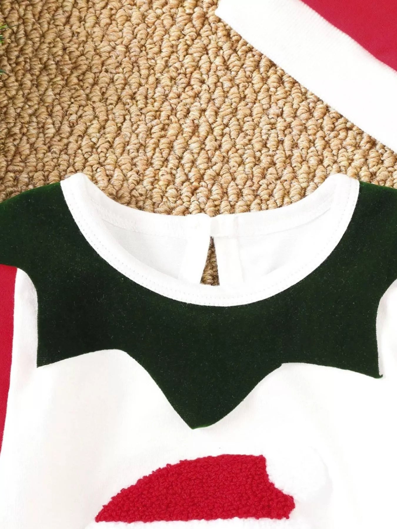 Children's 2-Piece Christmas-Themed Set with Jumpsuit and Santa Claus Hat