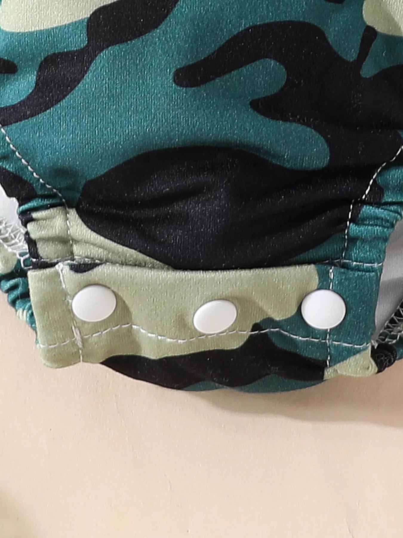 Children's Camouflage Print Bodysuit & Pants Set