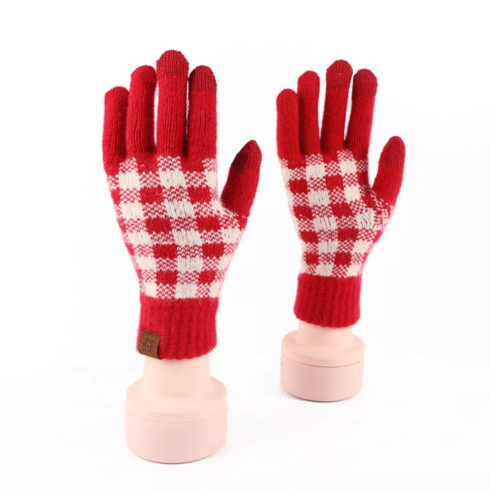 Heart Pattern Knitted Touchscreen Gloves