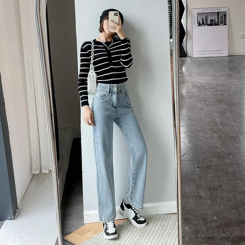 Vintage high waist fleece wide-leg jeans for women by Alfadarling, featuring a cozy fleece lining and loose fit.