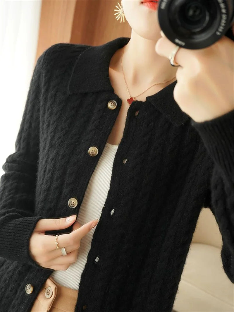 Cashmere Women’s Loose Fitting Knitted Cardigan