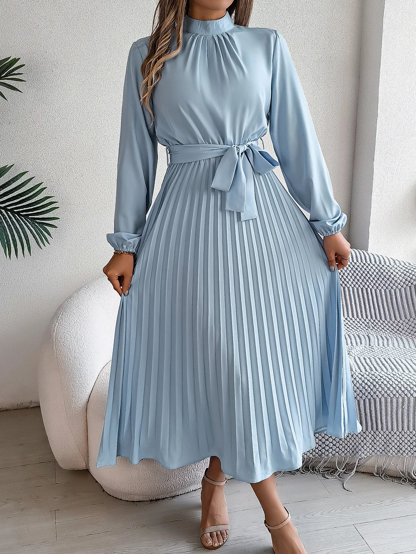 Elegant Stand-Up Collar Pleated Long Dress