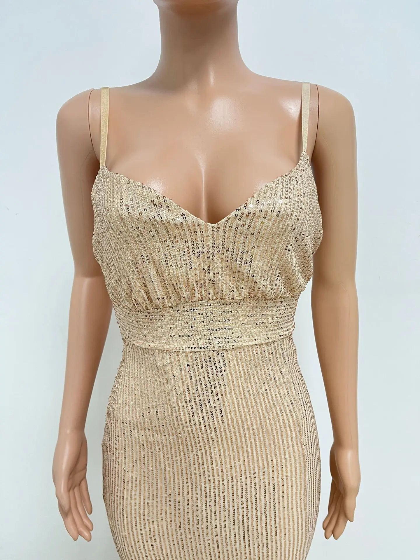 Elegant Criss-Cross Sequin Halter Dress