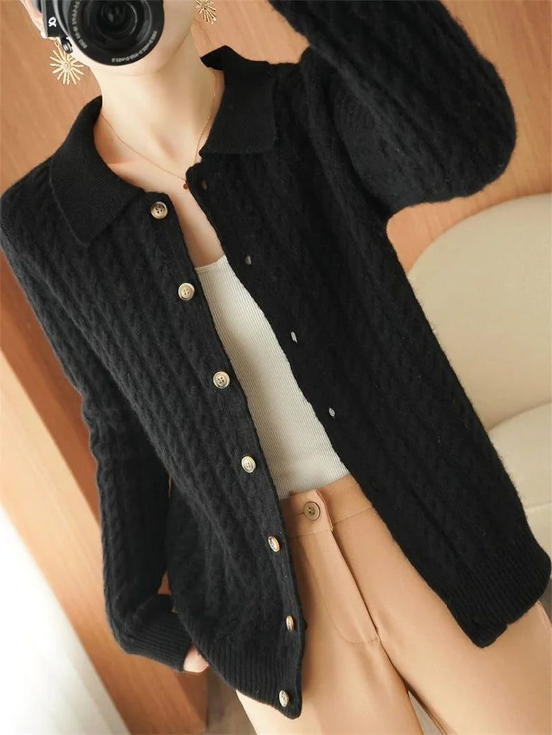 Cashmere Women’s Loose Fitting Knitted Cardigan