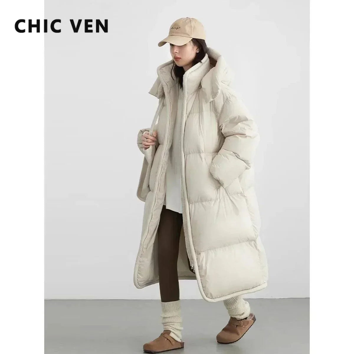 Women's long down coat with detachable hood, thick soft warm overcoat for autumn/winter 2023.