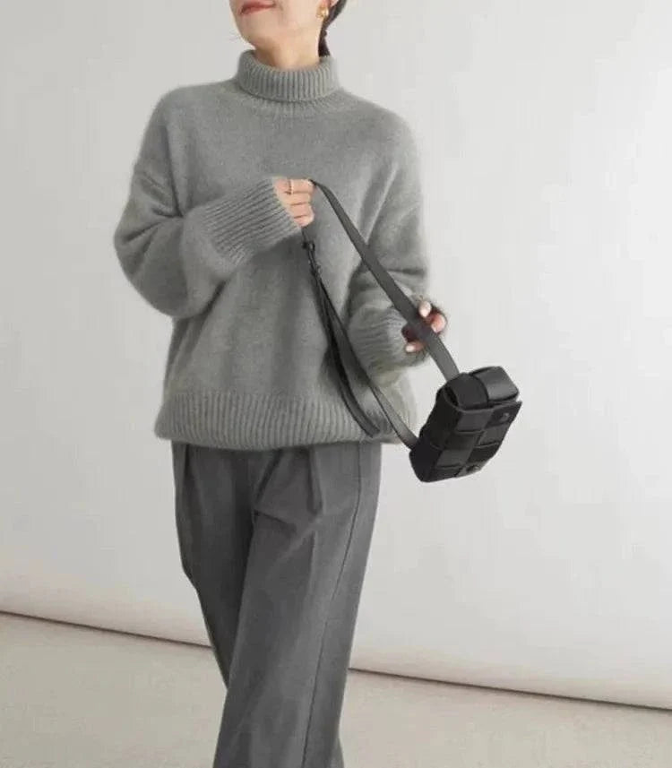 Women's premium cashmere loose turtleneck sweater, elegant winter wool jumper, relaxed fit.