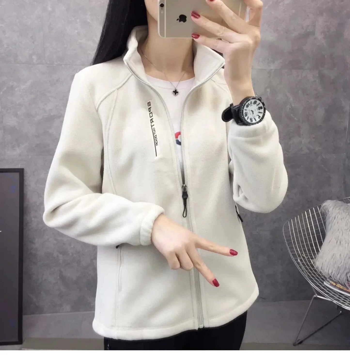 Plus size fleece coat for women, warm and stylish, white full-zip cardigan jacket, ideal for winter and spring outdoor activities.