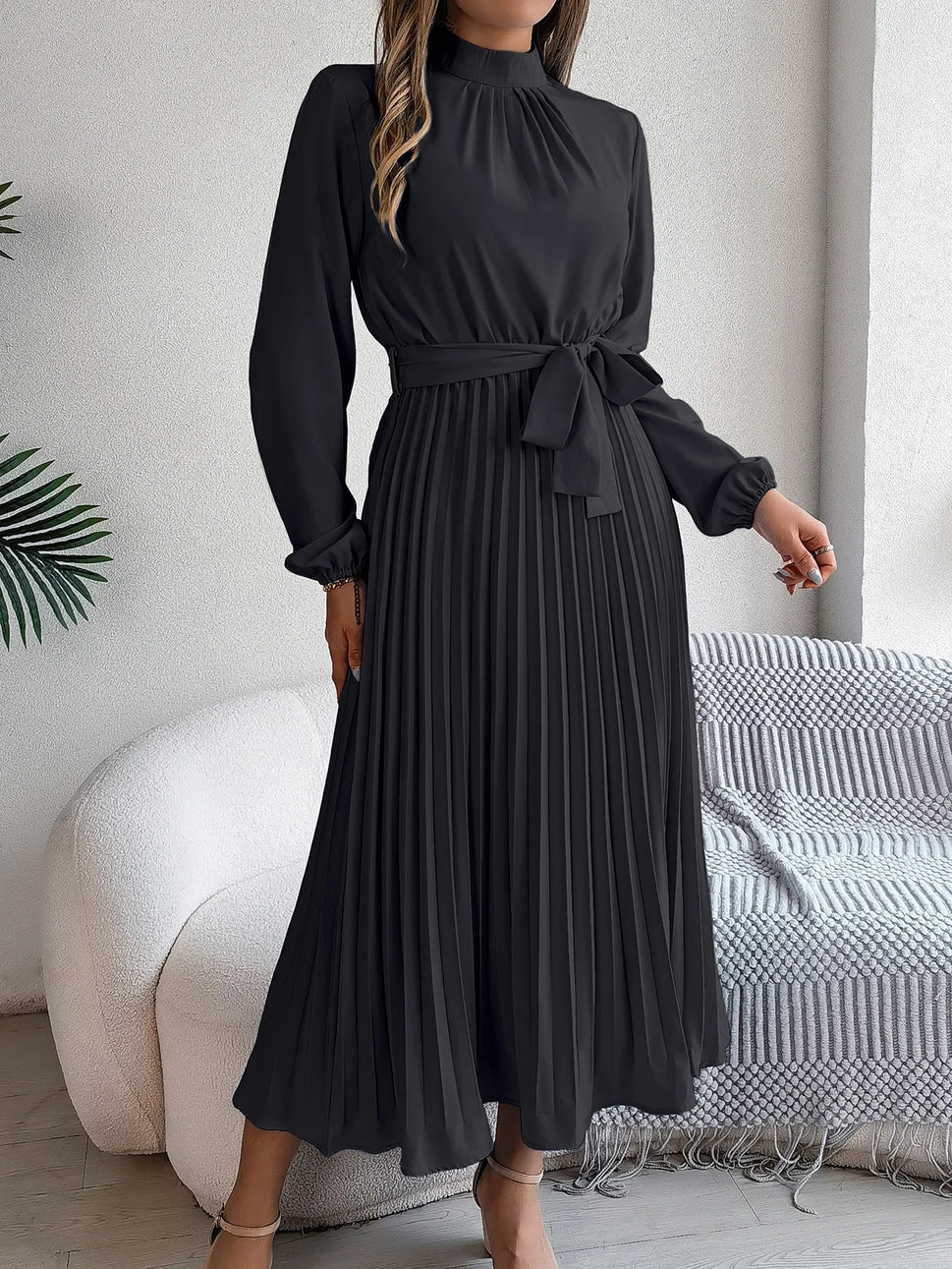 Elegant Stand-Up Collar Pleated Long Dress