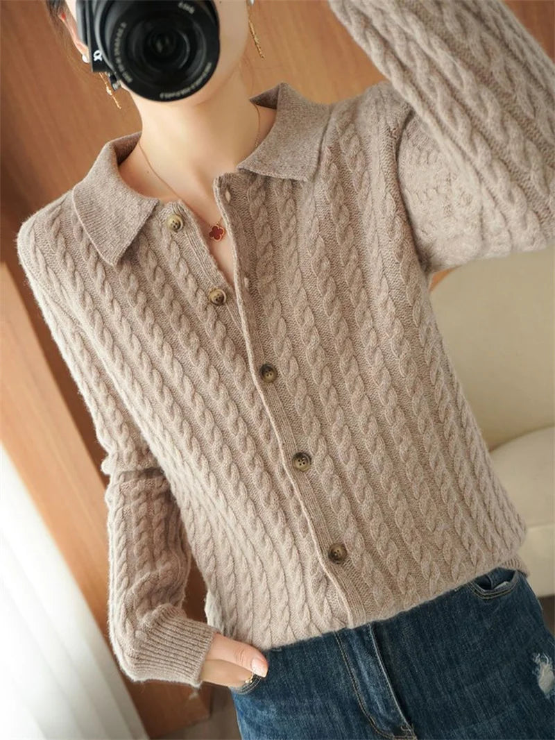 Cashmere Women’s Loose Fitting Knitted Cardigan