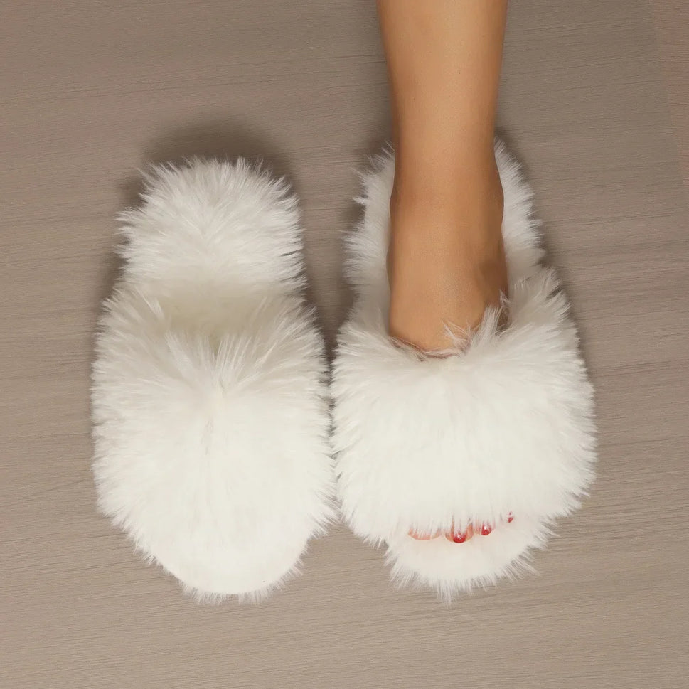 Women's Faux Fur Fluffy Indoor Slippers - Warm & Stylish