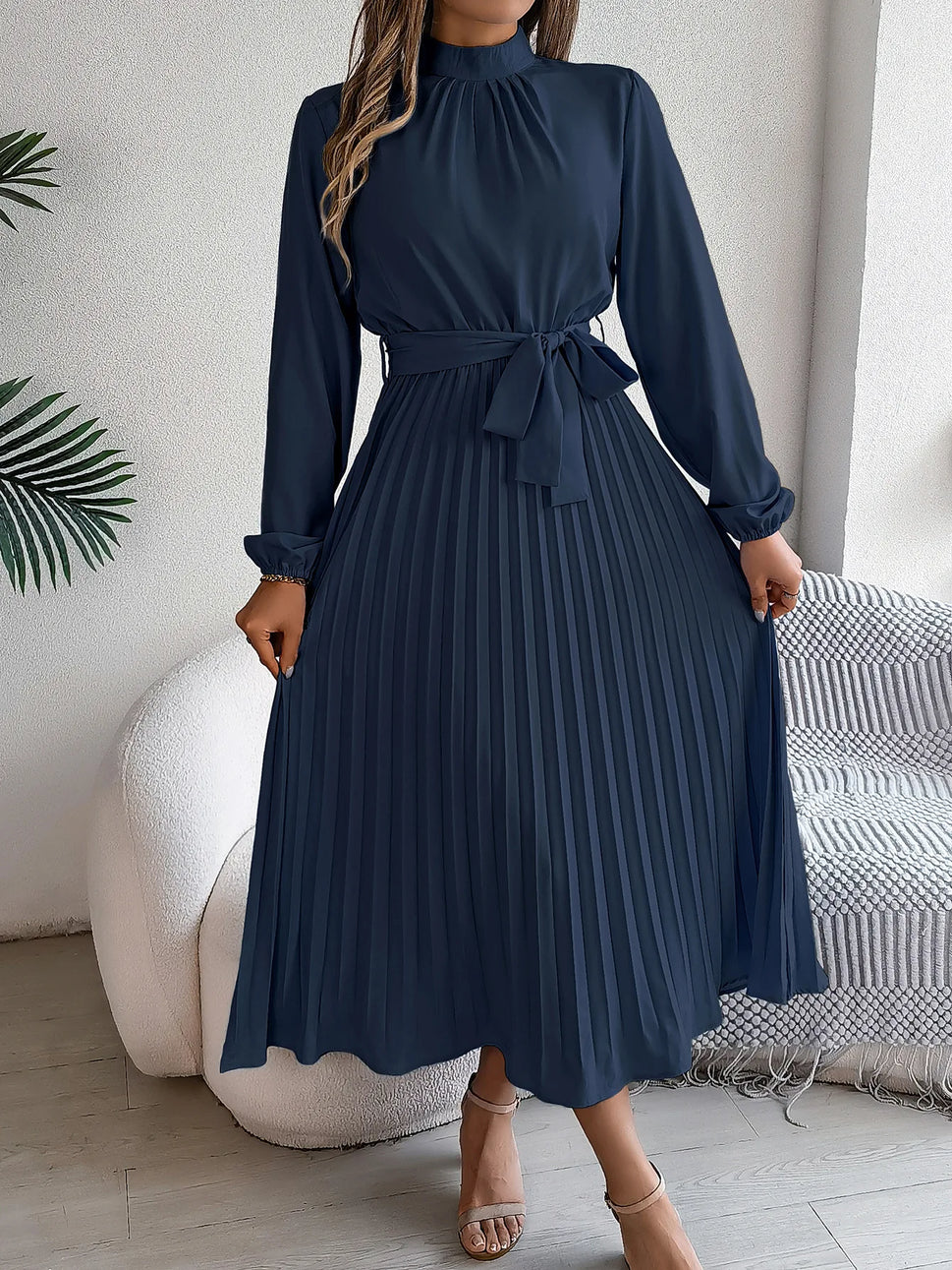 Elegant Stand-Up Collar Pleated Long Dress