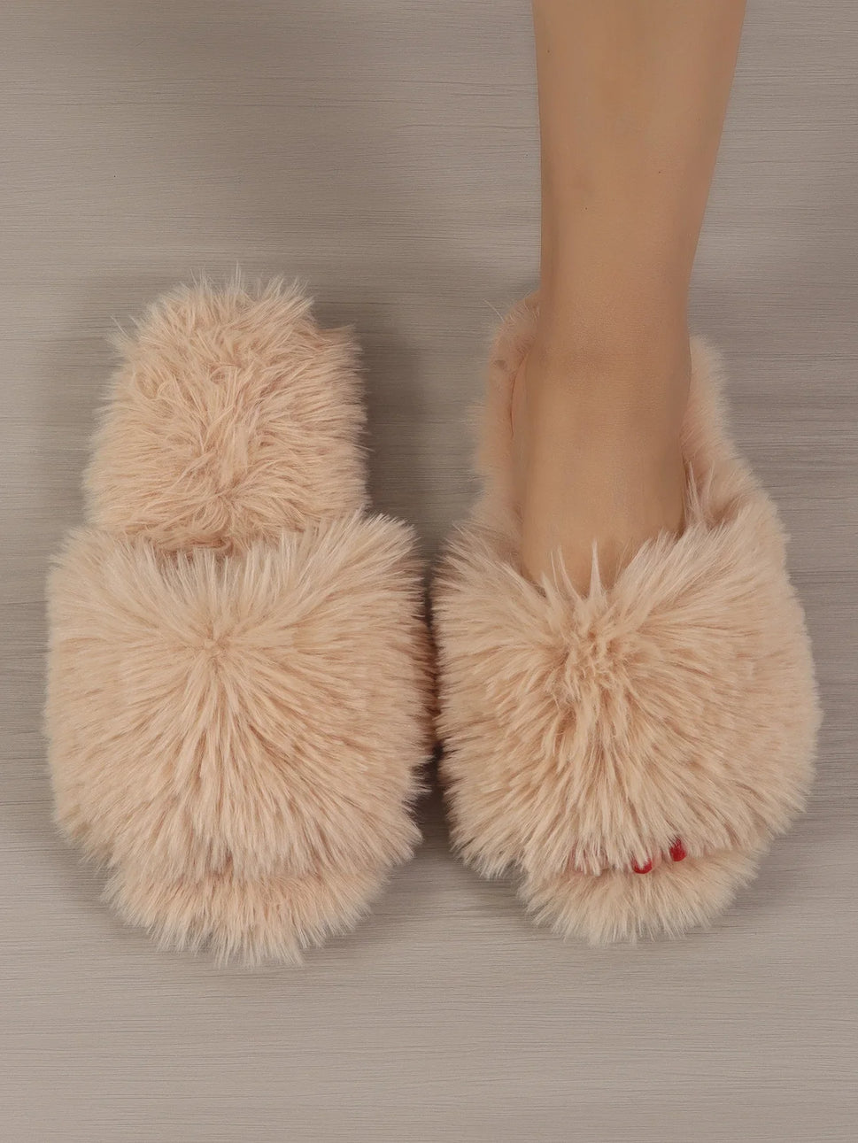 Women's Faux Fur Fluffy Indoor Slippers - Warm & Stylish