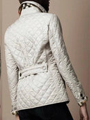 Switch Quilted winter coat for women with turn-down collar and single-breasted design. 2 image