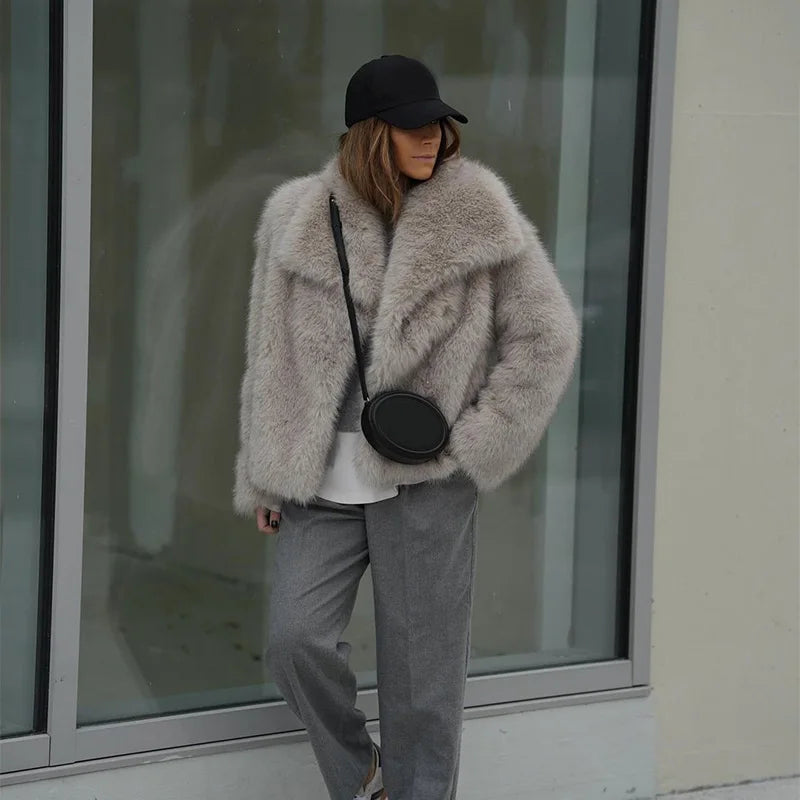 Fashion Warm Fluffy Faux Fur Coat