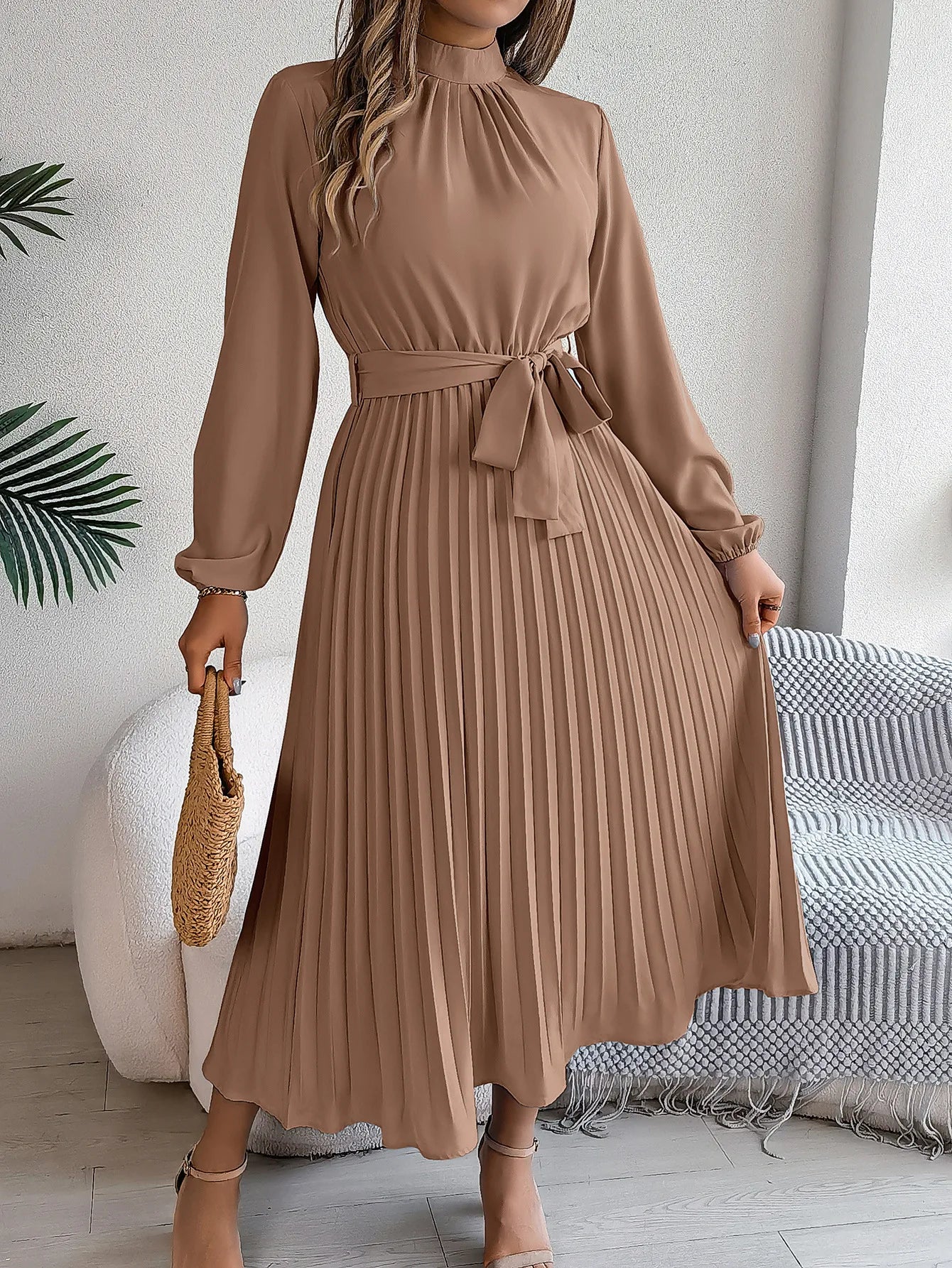 Elegant Stand-Up Collar Pleated Long Dress