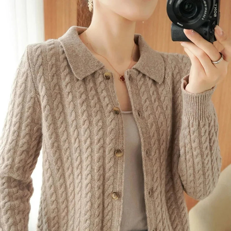 Cashmere Women’s Loose Fitting Knitted Cardigan