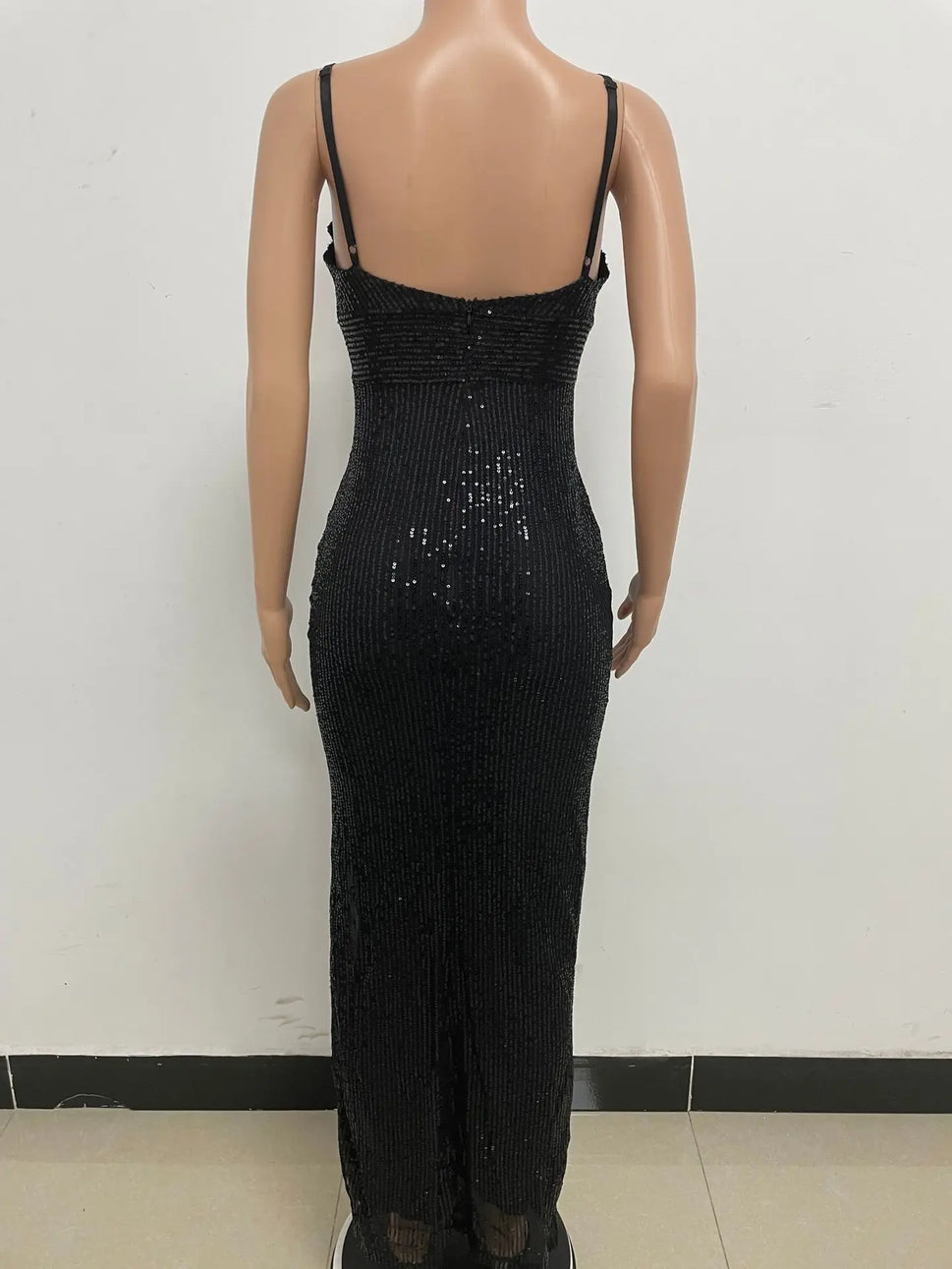 Elegant Criss-Cross Sequin Halter Dress