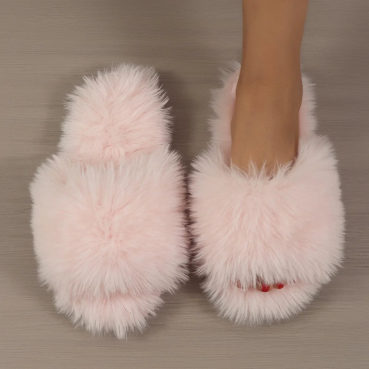 Women's Faux Fur Fluffy Indoor Slippers - Warm & Stylish