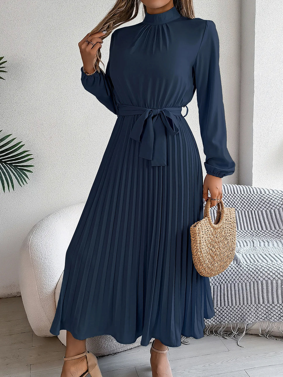 Elegant Stand-Up Collar Pleated Long Dress