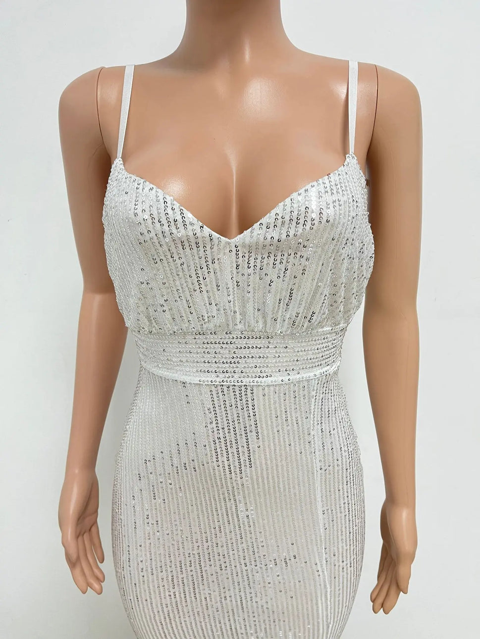 Elegant Criss-Cross Sequin Halter Dress