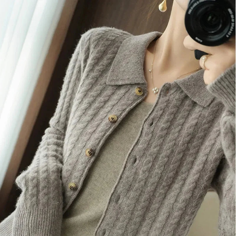 Cashmere Women’s Loose Fitting Knitted Cardigan