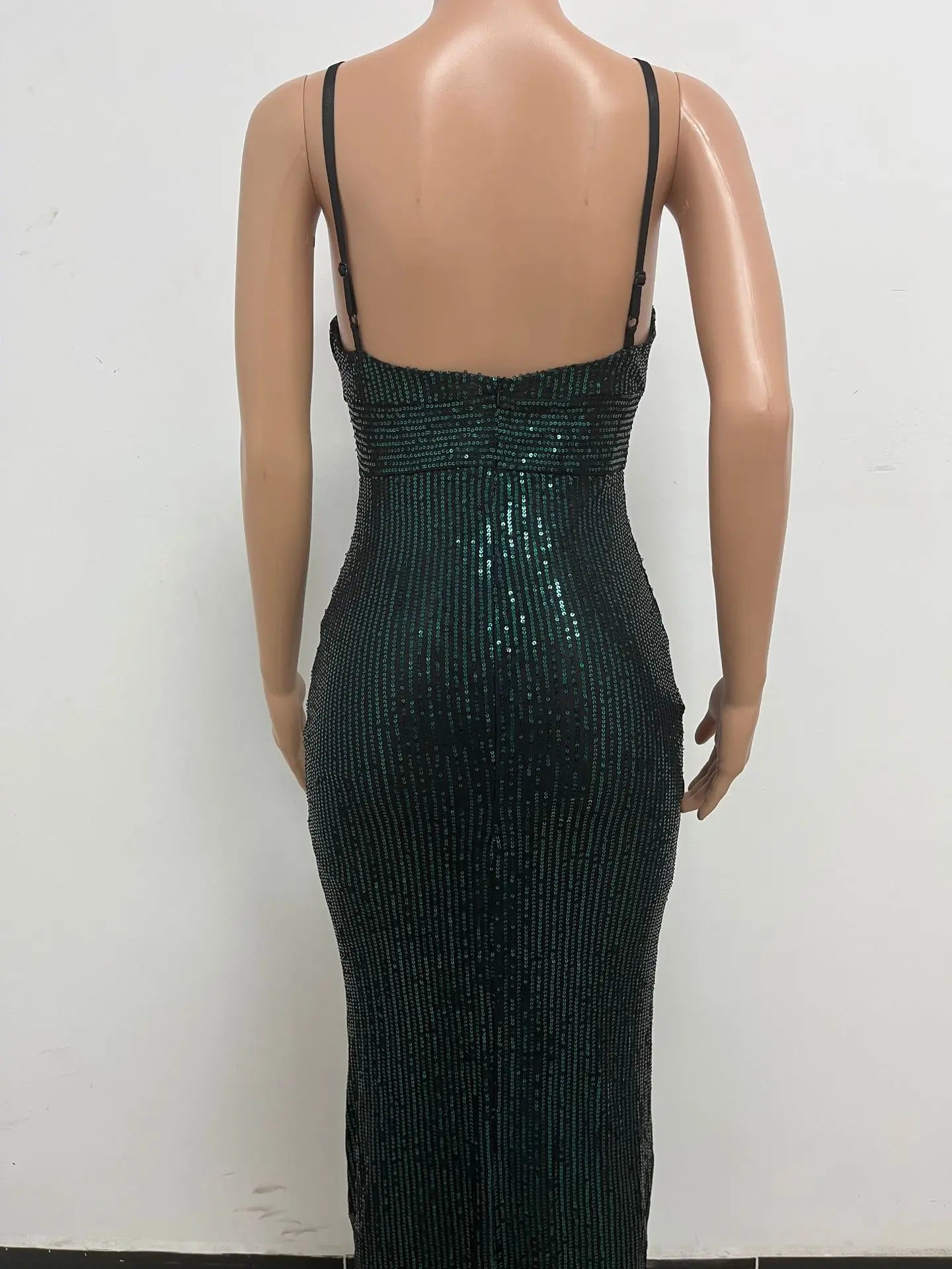 Elegant Criss-Cross Sequin Halter Dress