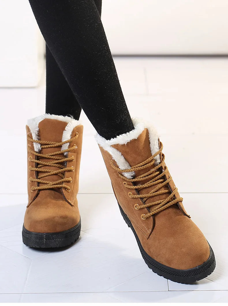 Women's Fur-Lined Ankle Boots with Low Heels | Alfadarling