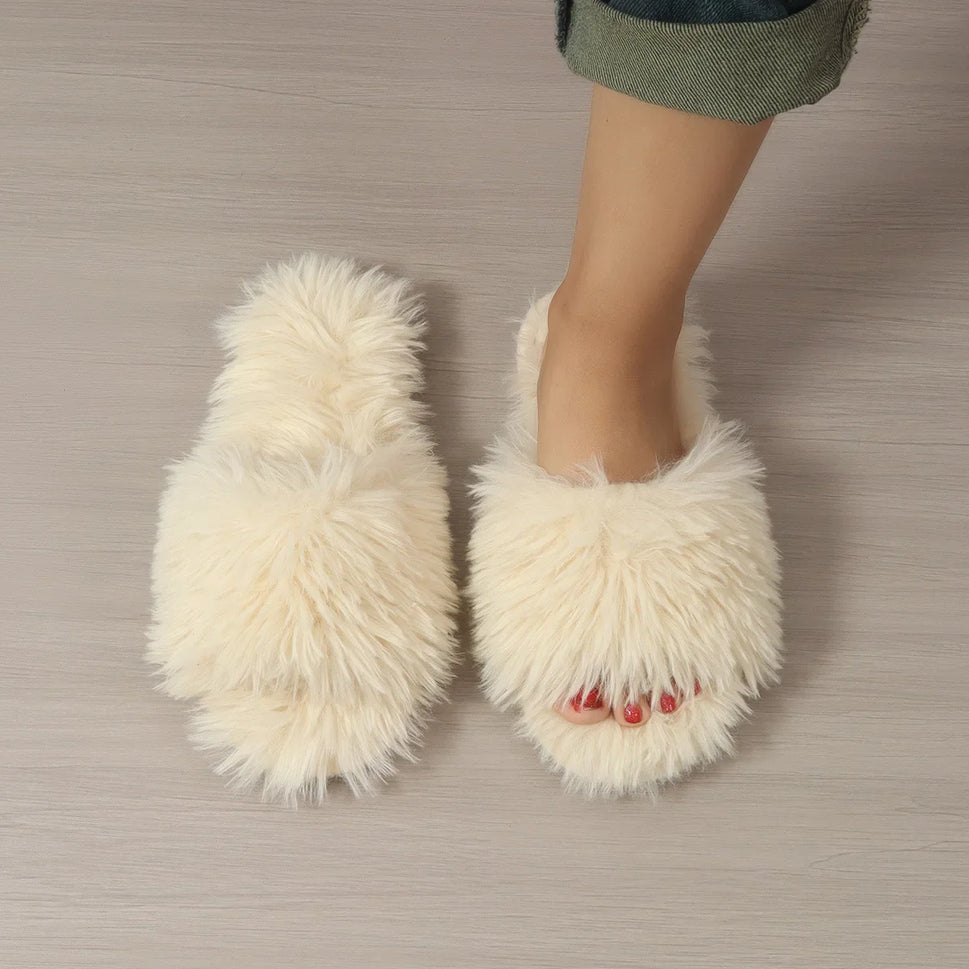 Women's Faux Fur Fluffy Indoor Slippers - Warm & Stylish