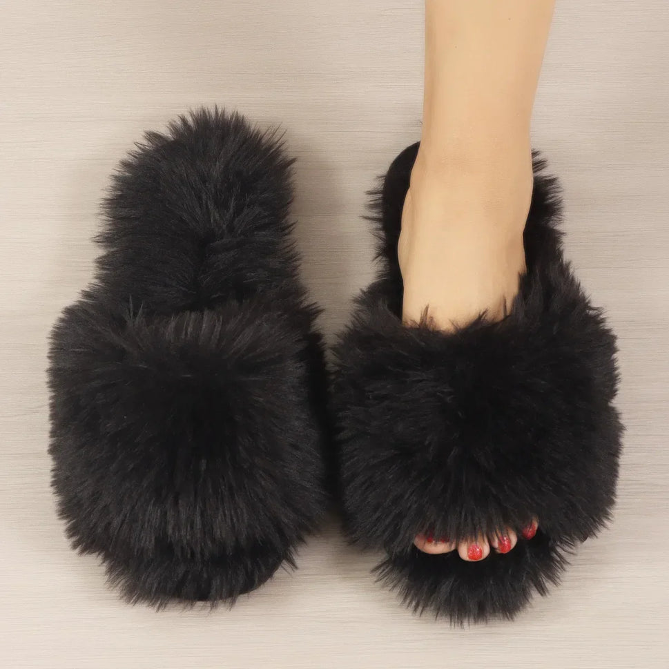 Women's Faux Fur Fluffy Indoor Slippers - Warm & Stylish